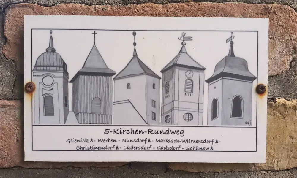 Die Dorfkirche gehört zum 5-Dorfkirchen-Rundweg