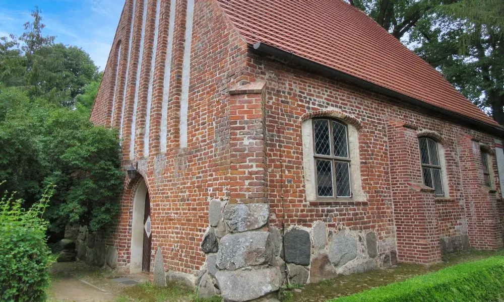 Westgiebel der Dorfkirche Morgenitz