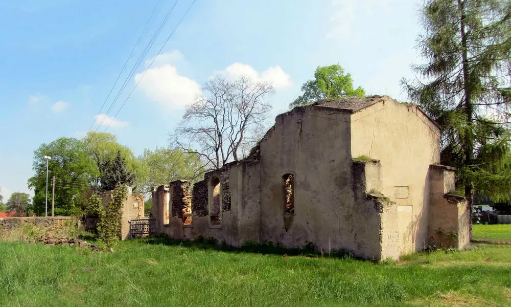 Fast ein halbes Jahrhundert war die Dorfkirche Canitz eine Ruine