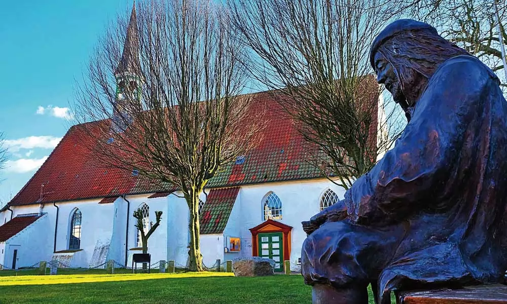 März: St.-Clemens-Kirche Büsum