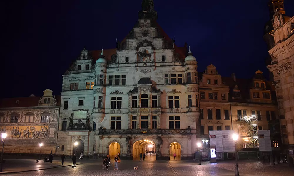 Georgentor am Schloßplatz, der ursprüngliche Stadtausgang von Dresden zur Elbbrücke