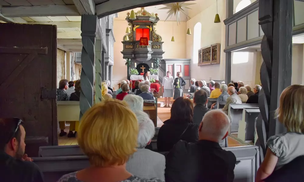 Zu Gast in St. Ã„gidii Kleinballhausen (ThÃ¼ringen) im Rahmen der Mitgliederversammlung 2023 des KiBa-FÃ¶rdervereins