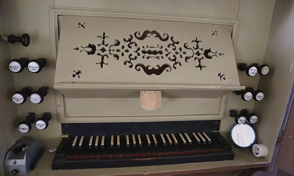 Spieltisch der Thielemann-Orgel in St. Margarethen