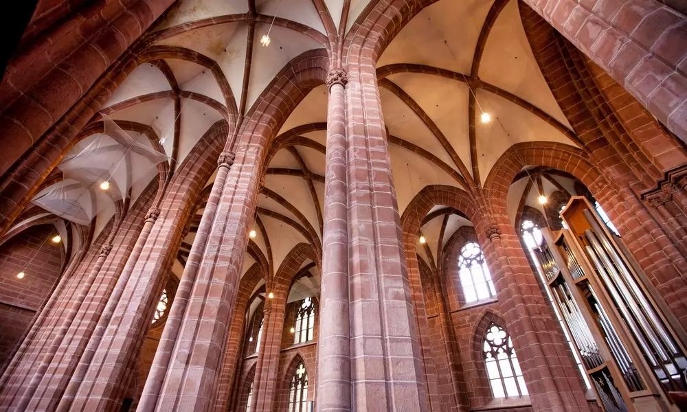 Die Stiftskirche in Kaiserslautern