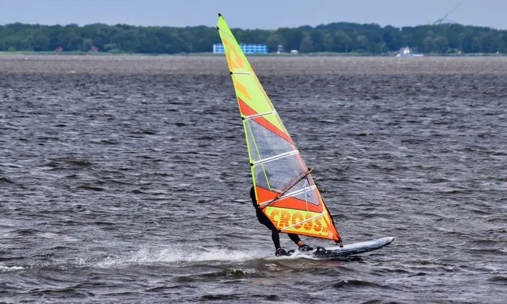 Windsurfen m&uuml;sste man k&ouml;nnen