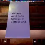 Bubolz, Georg | Kreuzkirche Düsseldorf  nach Entwürfen von Josef Lehmbrock Spruch vgl. EG 377 533