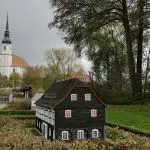 Walter, Sonja | Cunewalde-Ev. Dorfkirche-Herbst