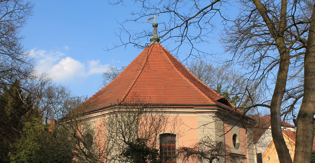 „Alte Kirche“ in Berlin-Zehlendorf