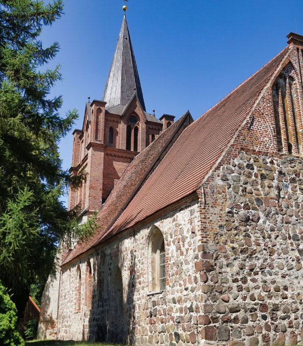 Dorfkirche Ranzin im Kreis Vorpommern-Greifswald