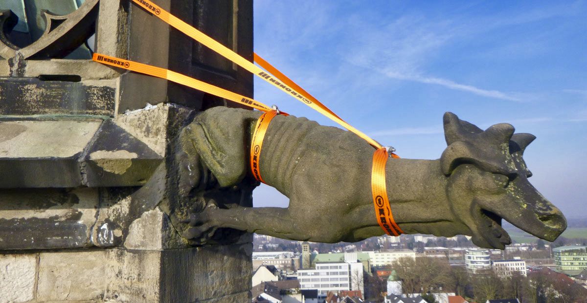 Gesicherter Wasserspeier auf der Stadtkirche Unna (Nordrhein-Westfalen).