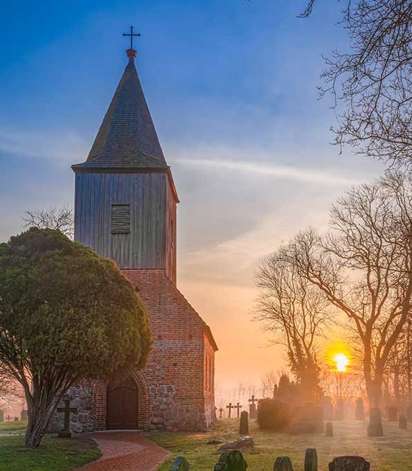 Dorfkirche Groß Zicker auf Rügen