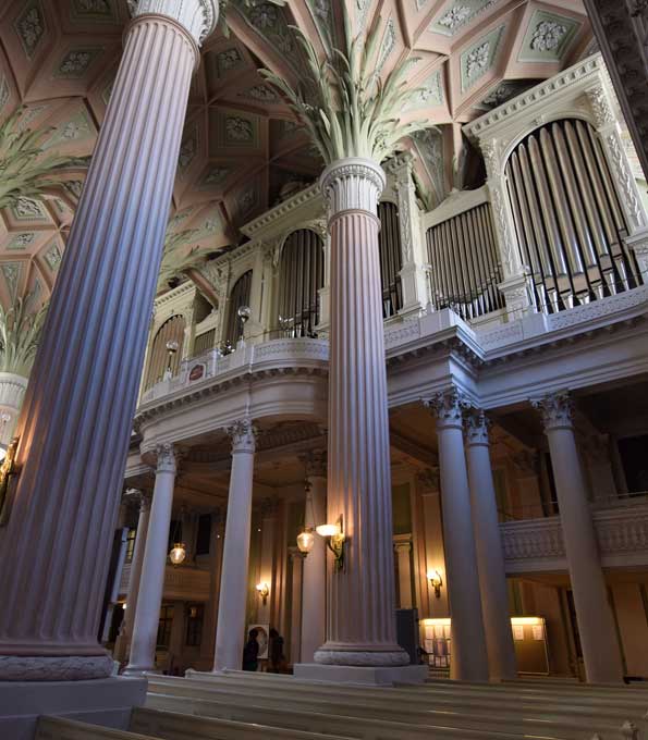 Orgel mit Ladegast-Prospekt in der Nikolaikirche zu Leipzig