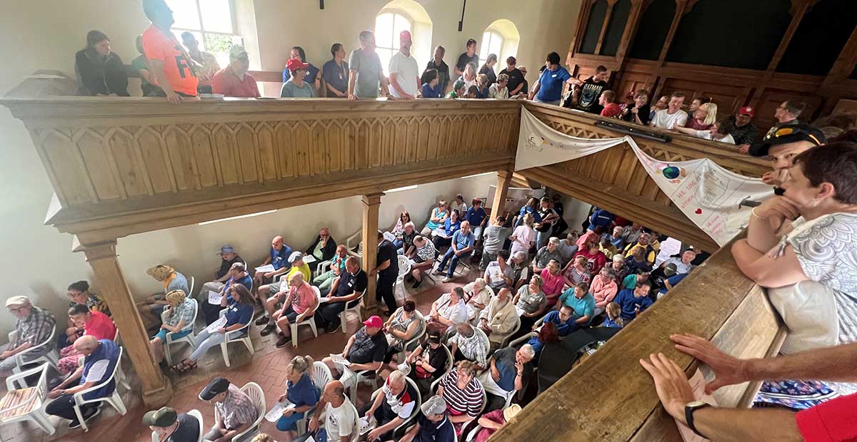 Gottesdienst in der Dorfkirche Großpaschleben (Sachsen-Anhalt)