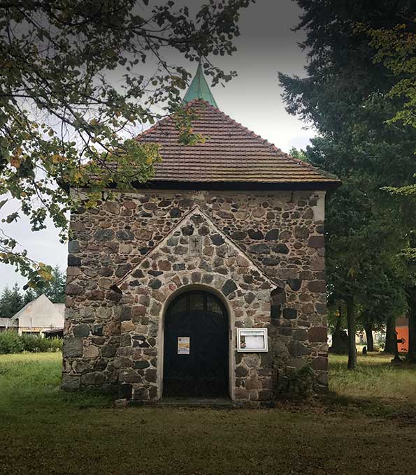 Dorfkirche Schweinitz im Jerichower Land (Sachsen-Anhalt) Dorfkirche Schweinitz im Jerichower Land (Sachsen-Anhalt)