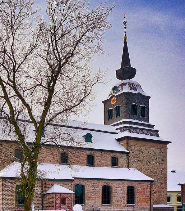 Kirche Wickrathberg (Mönchengladbach) in Nordrhein-Westfalen