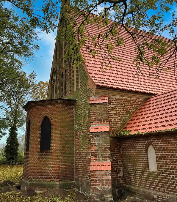 St. Marien Netzelkow auf der Halbinsel Gnitz (Mecklenburg-Vorpommern)