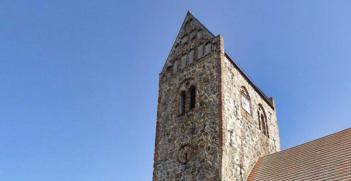 Dorfkirche Netzow (Brandenburg), zuletzt 2021 von der KiBa gefördert