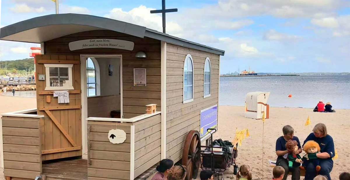 Schäferwagenkirche am Eckernföeder Strand