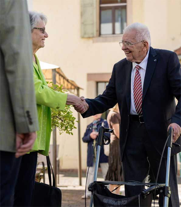 Dr. Martin K. Weisbrod