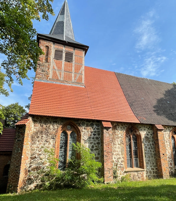 Dorfkirche Warsow (Mecklenburg-Vorpommern)
