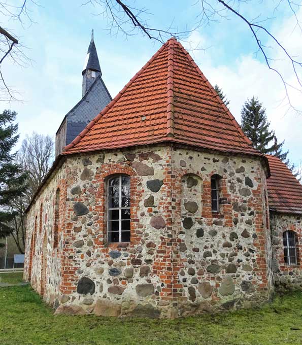Dorfkirche Gnewikow (Brandenburg)
