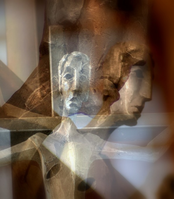 Altarkreuz in der Konstantin-Basilika – Kirche zum Erlöser (Trier)